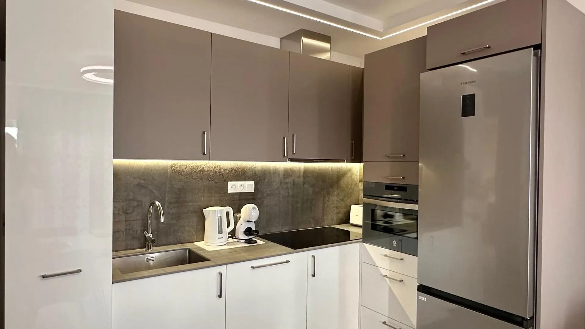 Sunset Apartment 2 & Heated Pool Los Cristianos  Spain