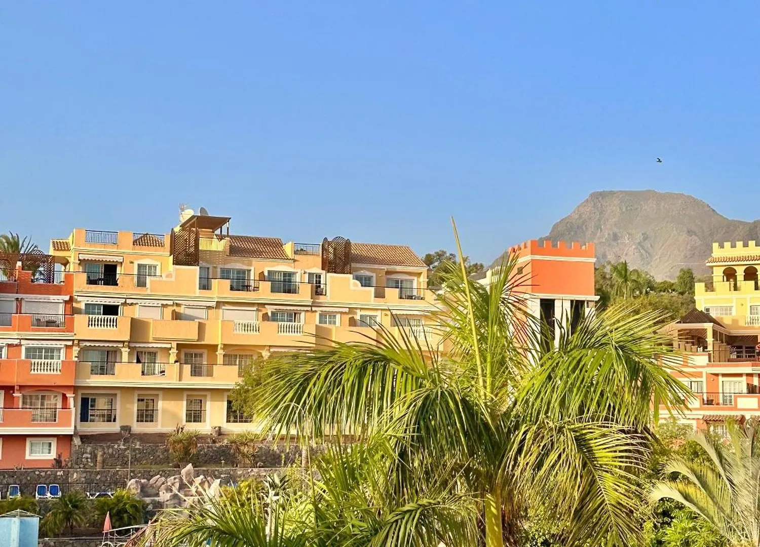 Sunset Apartment 2 & Heated Pool Los Cristianos