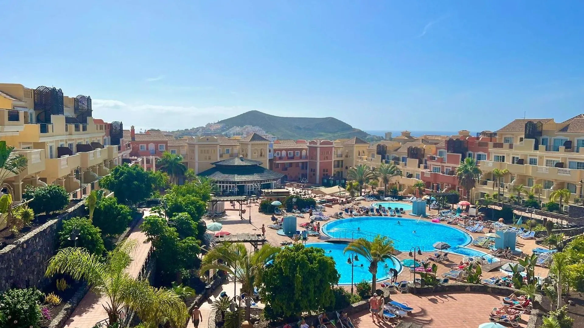 Sunset Apartment 2 & Heated Pool Los Cristianos